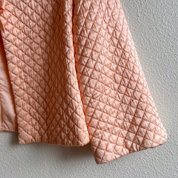 Vintage 1940s Pink Quilted Silk Bed Jacket (XS/S) - Picture 9 of 15